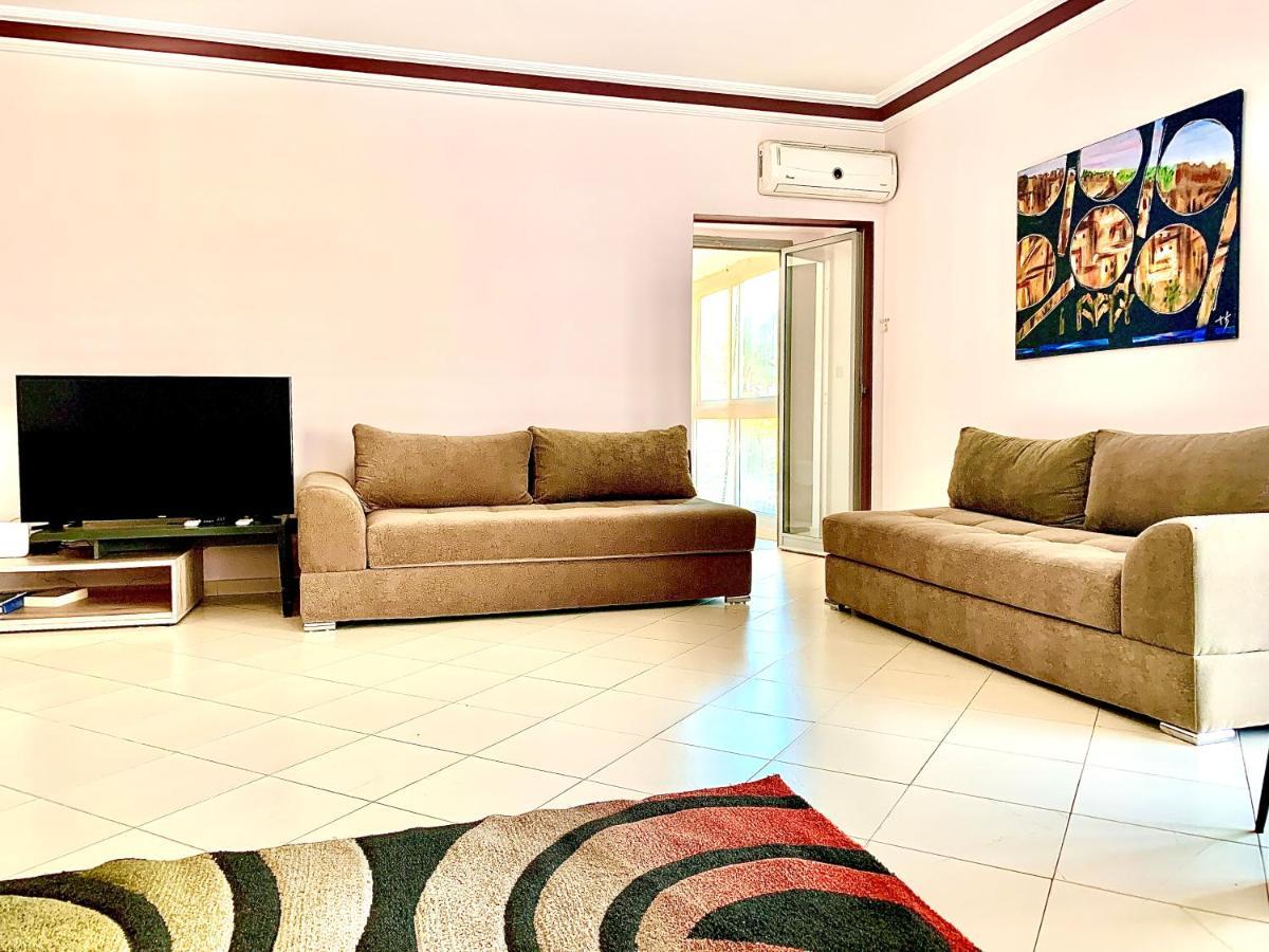 Anfa 28 - 2 Bedrooms - Well Located Apartment - Large And Pleasant Casablanca Exterior photo